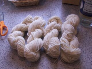 Lion Brand Fishermen Wool Ready To Dye Hank Natural Yarn